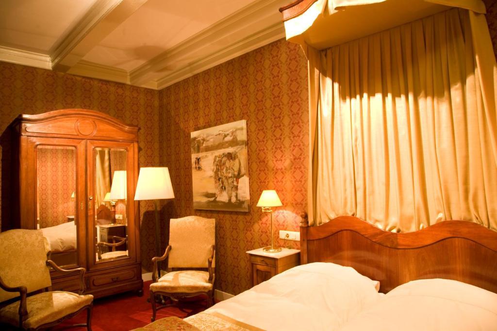 Stadspaleis Hotel & Restaurant Oldruitenborgh Vollenhove 객실 사진